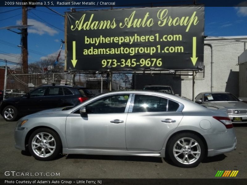 Radiant Silver Metallic / Charcoal 2009 Nissan Maxima 3.5 S