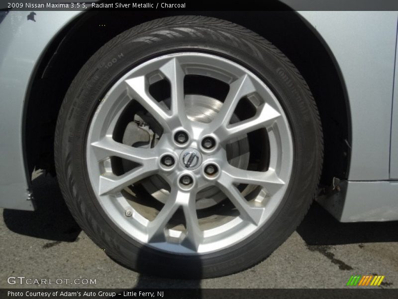 Radiant Silver Metallic / Charcoal 2009 Nissan Maxima 3.5 S