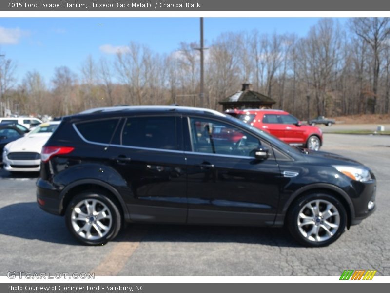 Tuxedo Black Metallic / Charcoal Black 2015 Ford Escape Titanium