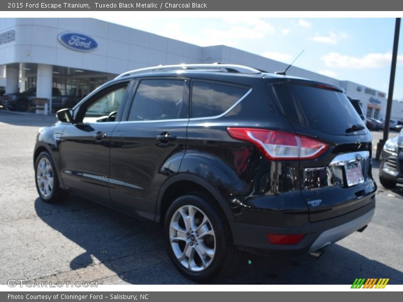 Tuxedo Black Metallic / Charcoal Black 2015 Ford Escape Titanium