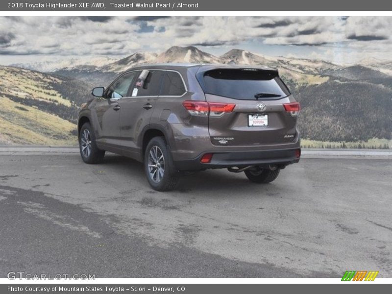 Toasted Walnut Pearl / Almond 2018 Toyota Highlander XLE AWD