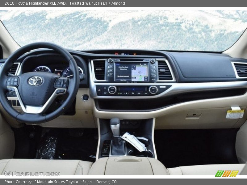 Toasted Walnut Pearl / Almond 2018 Toyota Highlander XLE AWD