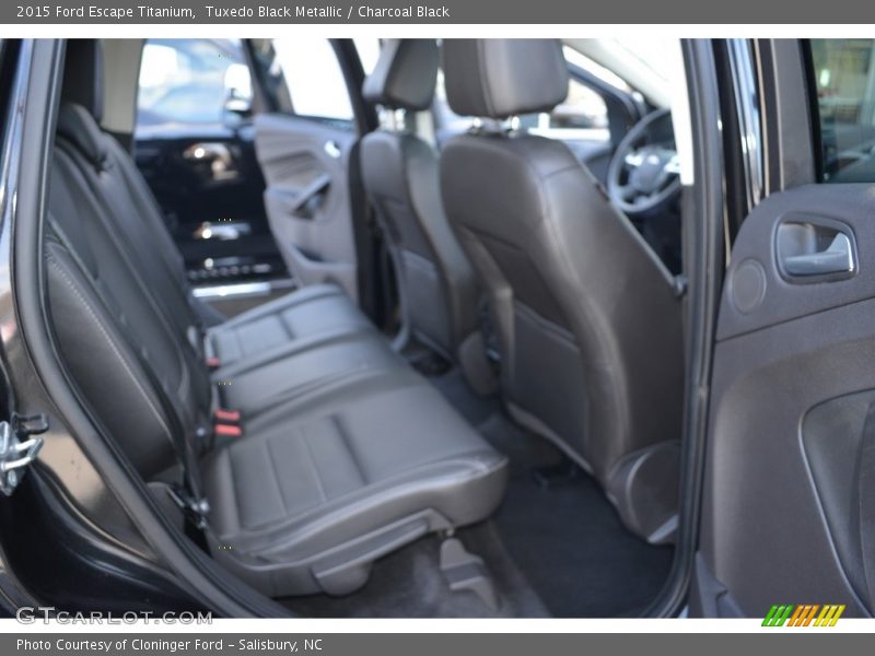 Tuxedo Black Metallic / Charcoal Black 2015 Ford Escape Titanium