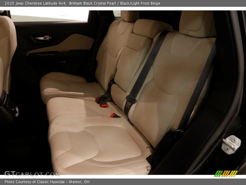 Brilliant Black Crystal Pearl / Black/Light Frost Beige 2015 Jeep Cherokee Latitude 4x4