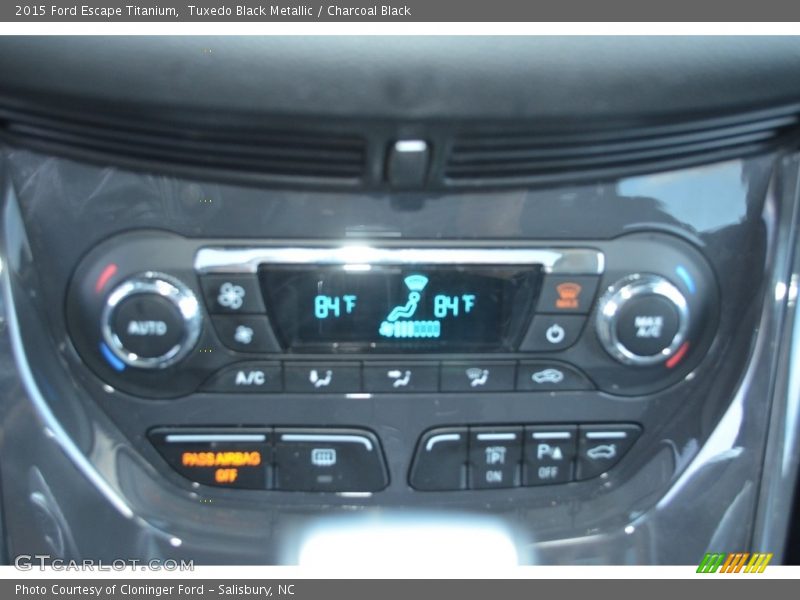 Tuxedo Black Metallic / Charcoal Black 2015 Ford Escape Titanium