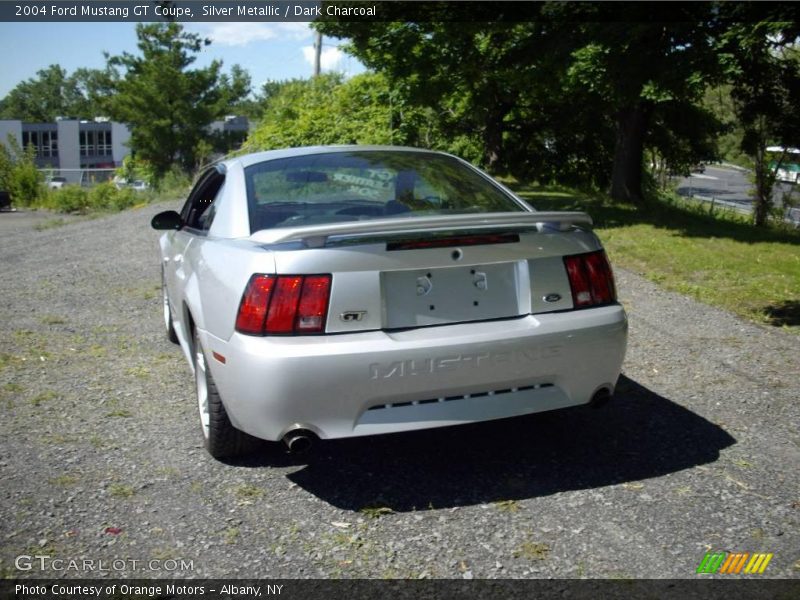 Silver Metallic / Dark Charcoal 2004 Ford Mustang GT Coupe