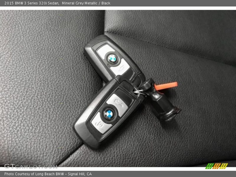 Mineral Grey Metallic / Black 2015 BMW 3 Series 320i Sedan