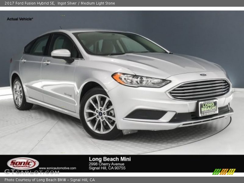 Ingot Silver / Medium Light Stone 2017 Ford Fusion Hybrid SE