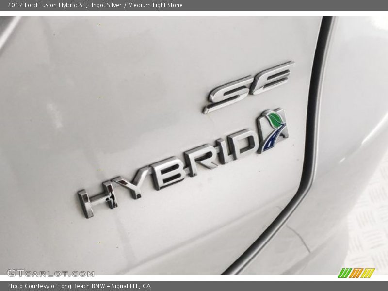 Ingot Silver / Medium Light Stone 2017 Ford Fusion Hybrid SE