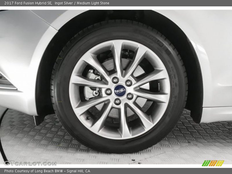 Ingot Silver / Medium Light Stone 2017 Ford Fusion Hybrid SE