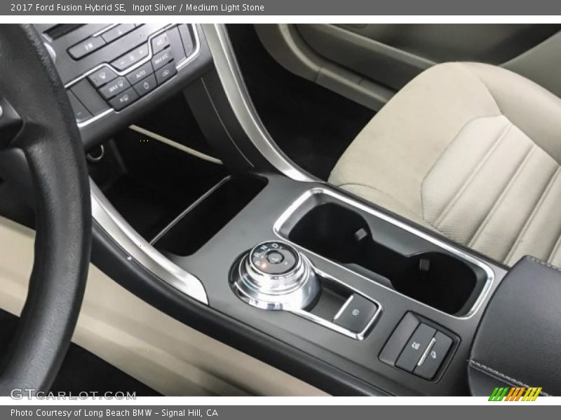 Ingot Silver / Medium Light Stone 2017 Ford Fusion Hybrid SE