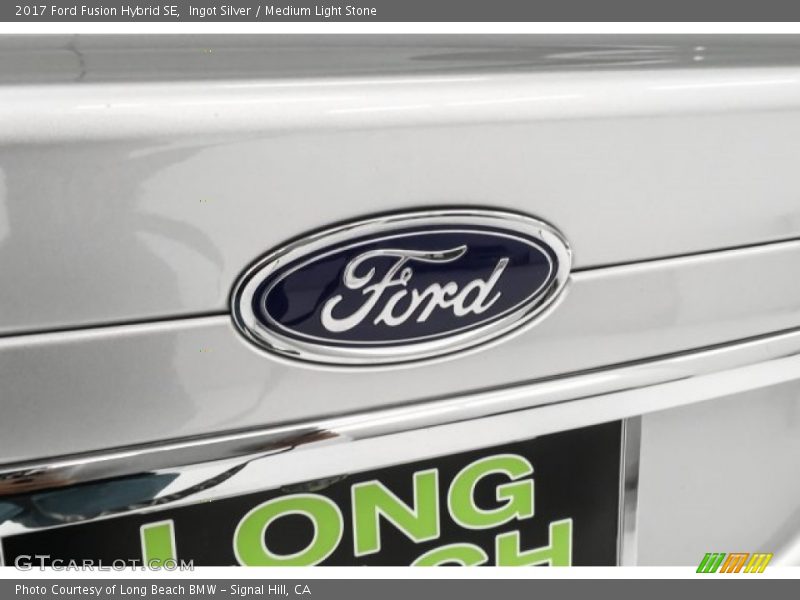 Ingot Silver / Medium Light Stone 2017 Ford Fusion Hybrid SE