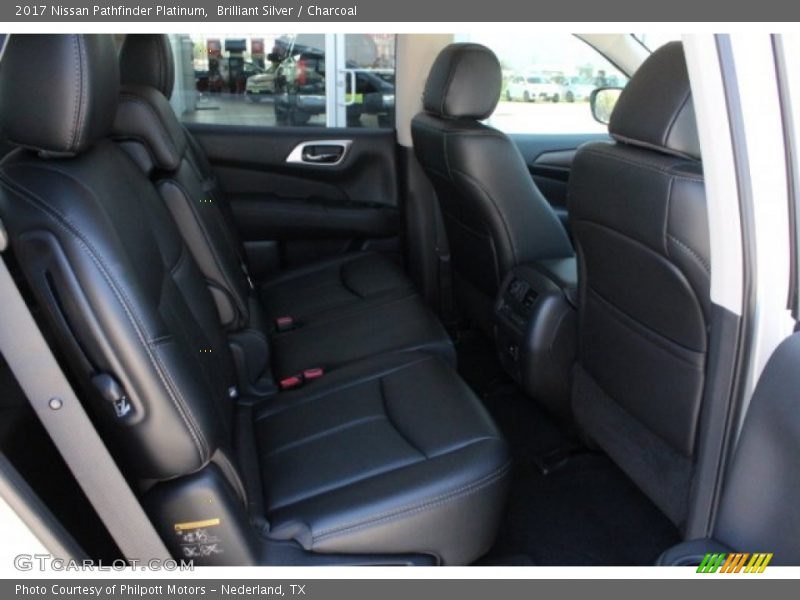 Brilliant Silver / Charcoal 2017 Nissan Pathfinder Platinum