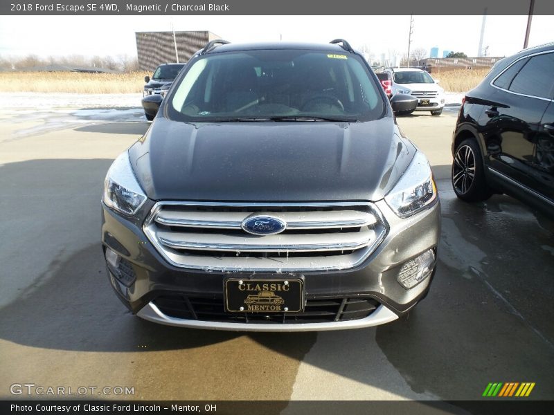 Magnetic / Charcoal Black 2018 Ford Escape SE 4WD