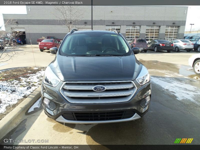 Magnetic / Charcoal Black 2018 Ford Escape SE 4WD
