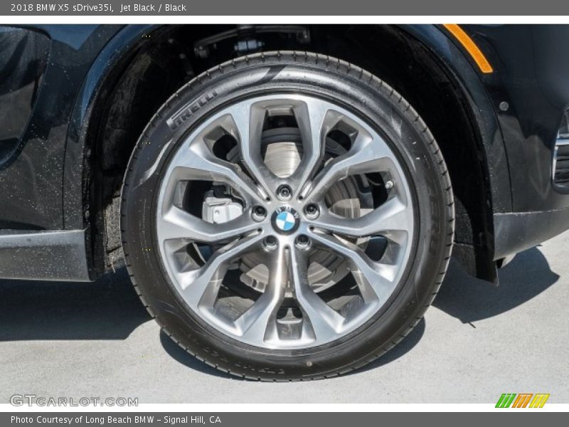 Jet Black / Black 2018 BMW X5 sDrive35i