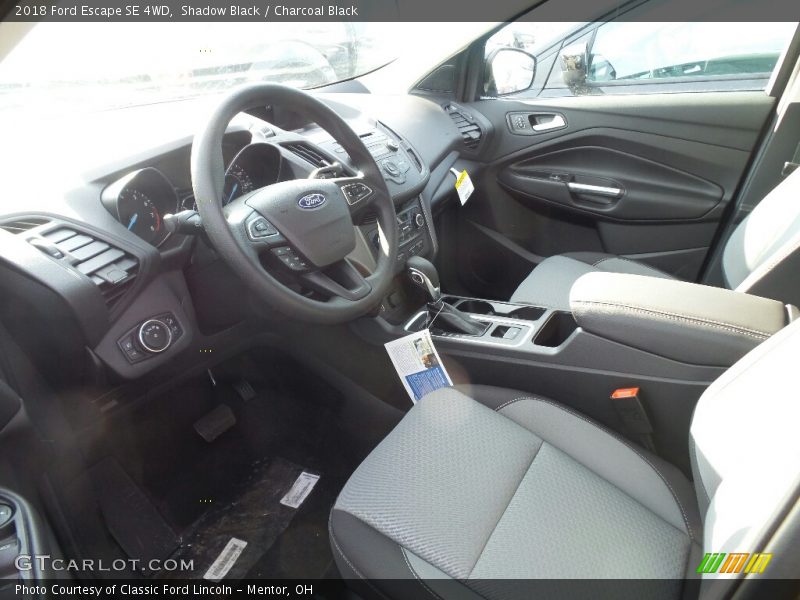 Shadow Black / Charcoal Black 2018 Ford Escape SE 4WD