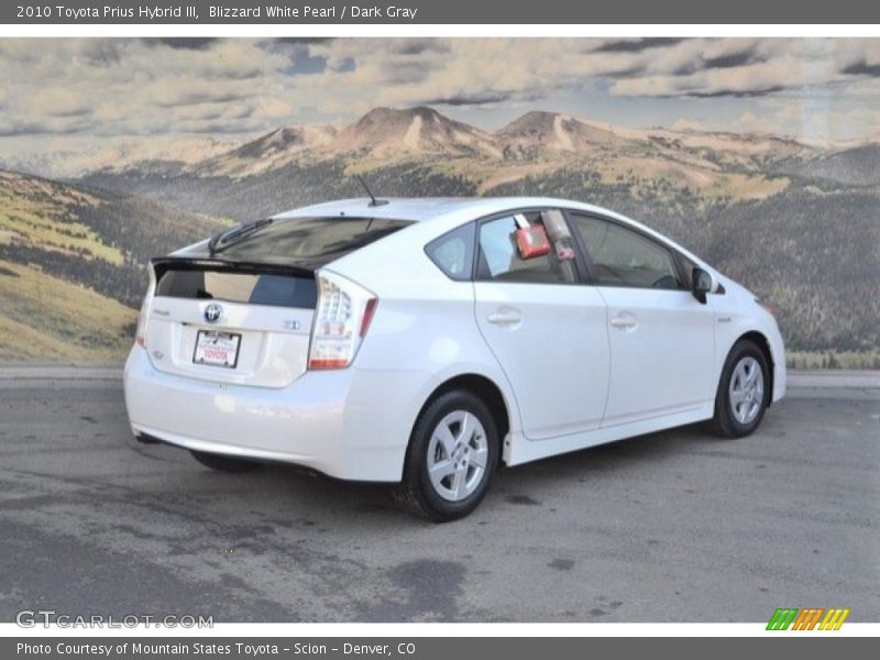 Blizzard White Pearl / Dark Gray 2010 Toyota Prius Hybrid III