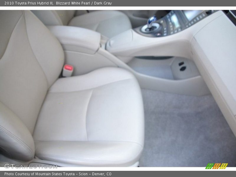 Blizzard White Pearl / Dark Gray 2010 Toyota Prius Hybrid III