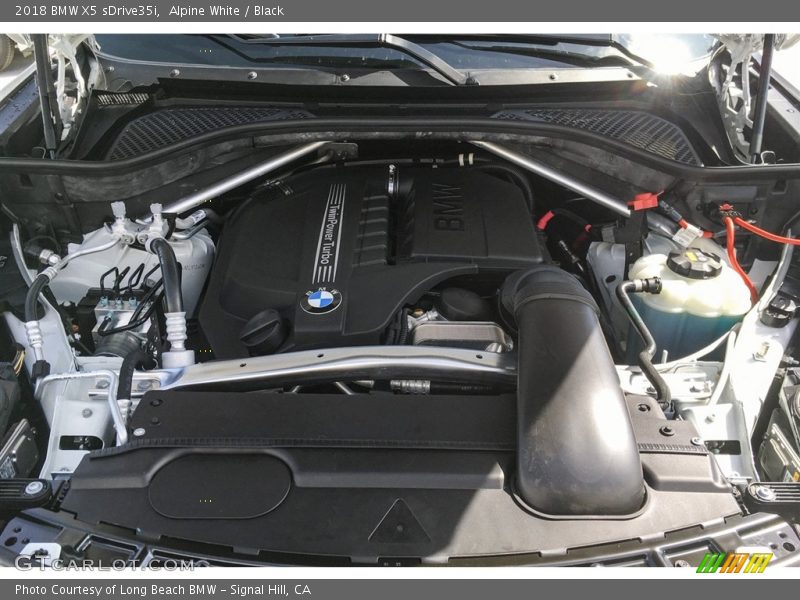 Alpine White / Black 2018 BMW X5 sDrive35i