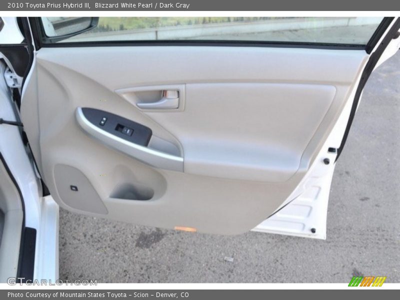 Blizzard White Pearl / Dark Gray 2010 Toyota Prius Hybrid III