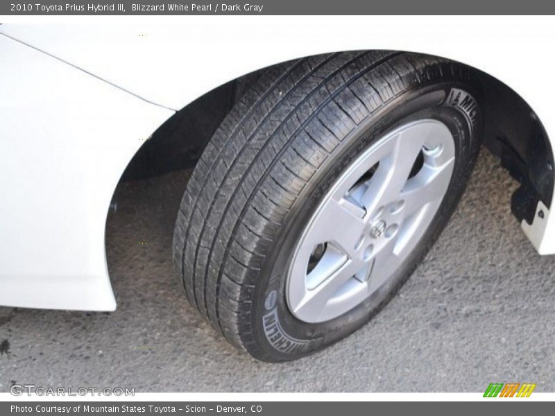Blizzard White Pearl / Dark Gray 2010 Toyota Prius Hybrid III