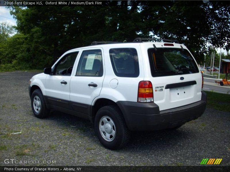 Oxford White / Medium/Dark Flint 2006 Ford Escape XLS