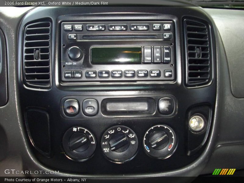 Oxford White / Medium/Dark Flint 2006 Ford Escape XLS