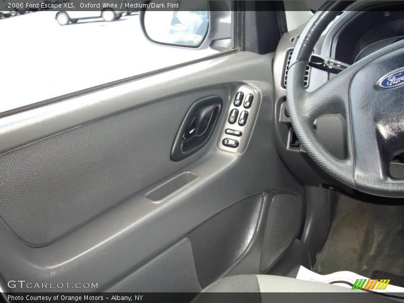 Oxford White / Medium/Dark Flint 2006 Ford Escape XLS