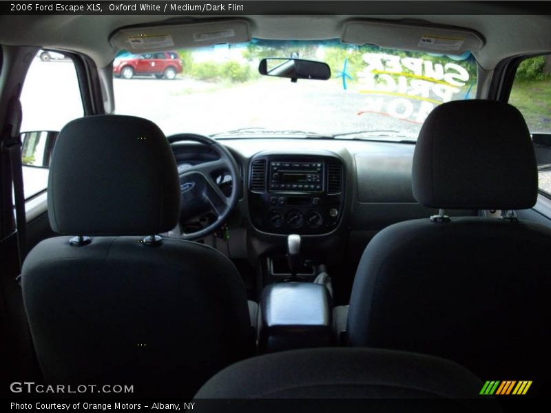 Oxford White / Medium/Dark Flint 2006 Ford Escape XLS