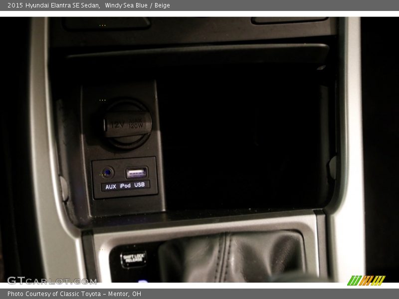 Windy Sea Blue / Beige 2015 Hyundai Elantra SE Sedan