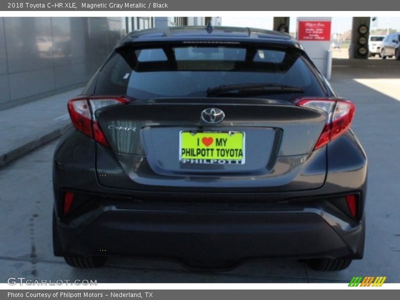 Magnetic Gray Metallic / Black 2018 Toyota C-HR XLE