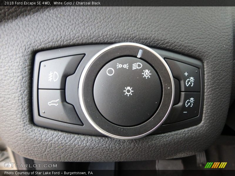 White Gold / Charcoal Black 2018 Ford Escape SE 4WD