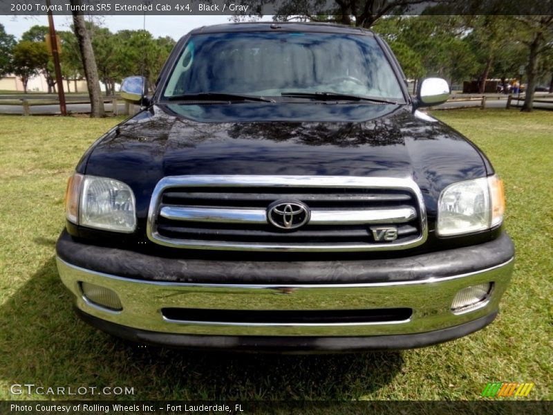 Black / Gray 2000 Toyota Tundra SR5 Extended Cab 4x4