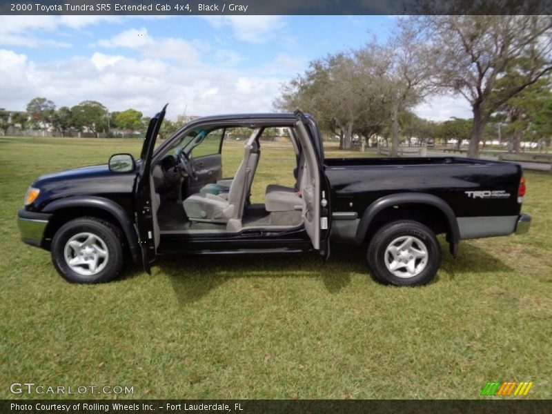 Black / Gray 2000 Toyota Tundra SR5 Extended Cab 4x4