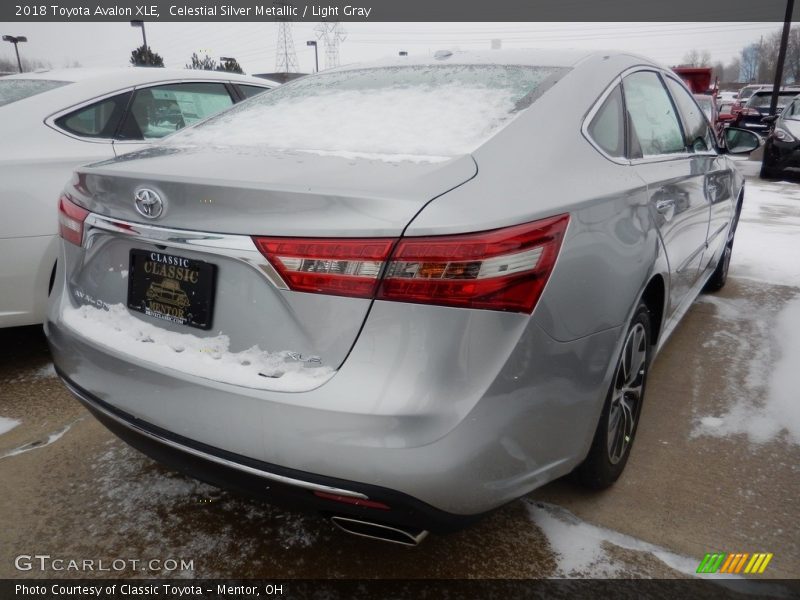 Celestial Silver Metallic / Light Gray 2018 Toyota Avalon XLE