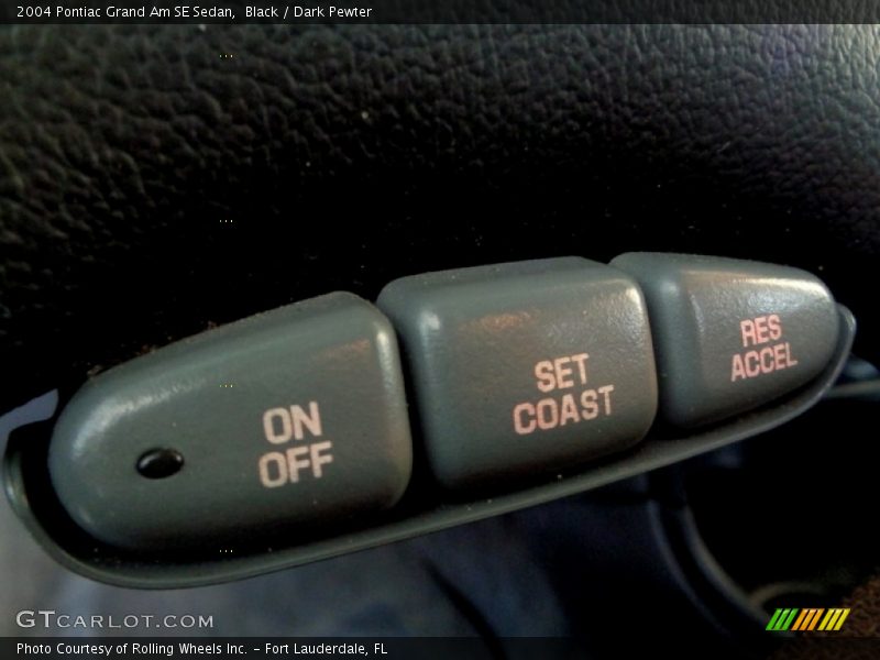 Black / Dark Pewter 2004 Pontiac Grand Am SE Sedan