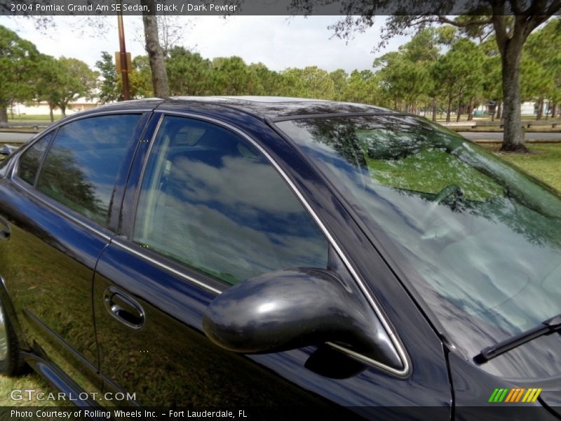 Black / Dark Pewter 2004 Pontiac Grand Am SE Sedan