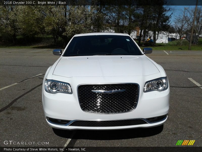 Bright White / Black 2018 Chrysler 300 C