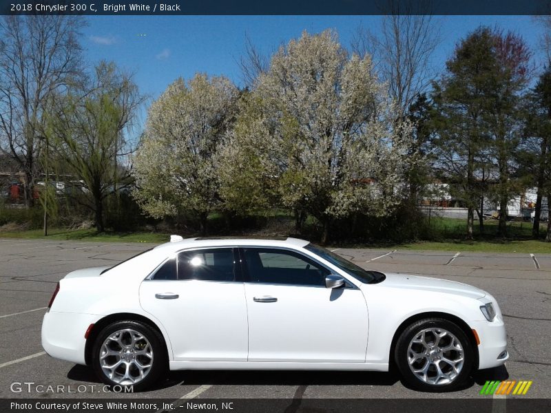 Bright White / Black 2018 Chrysler 300 C