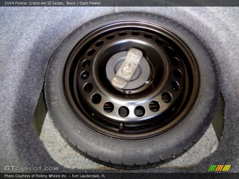 Black / Dark Pewter 2004 Pontiac Grand Am SE Sedan