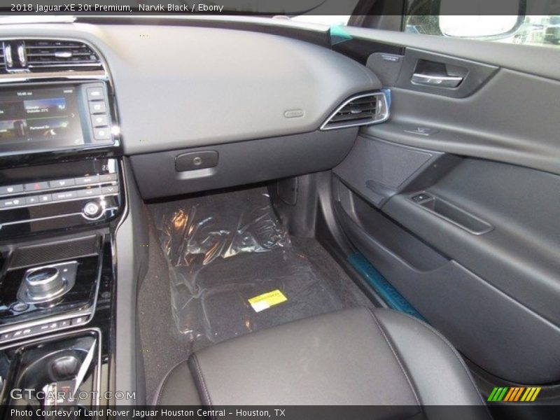 Narvik Black / Ebony 2018 Jaguar XE 30t Premium
