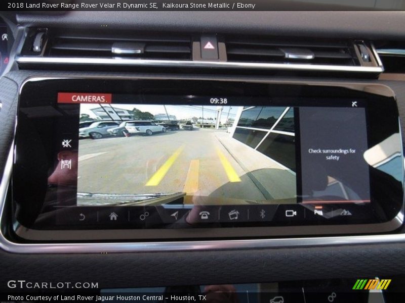 Kaikoura Stone Metallic / Ebony 2018 Land Rover Range Rover Velar R Dynamic SE