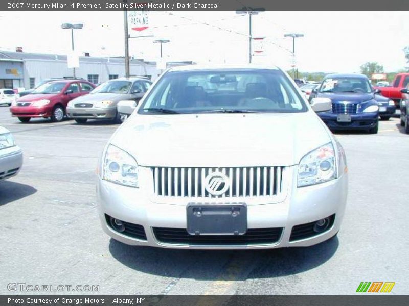 Satellite Silver Metallic / Dark Charcoal 2007 Mercury Milan I4 Premier