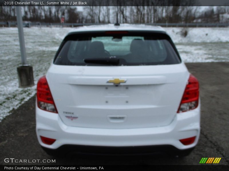 Summit White / Jet Black 2018 Chevrolet Trax LS