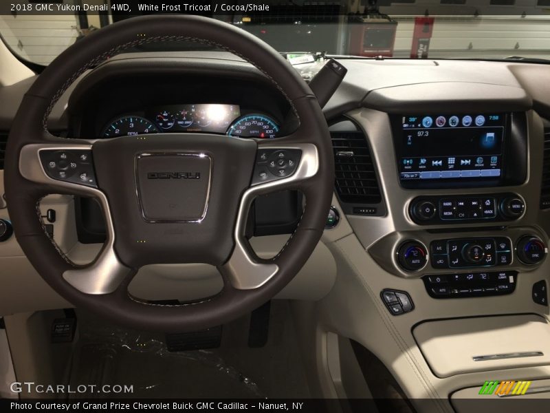 White Frost Tricoat / Cocoa/Shale 2018 GMC Yukon Denali 4WD