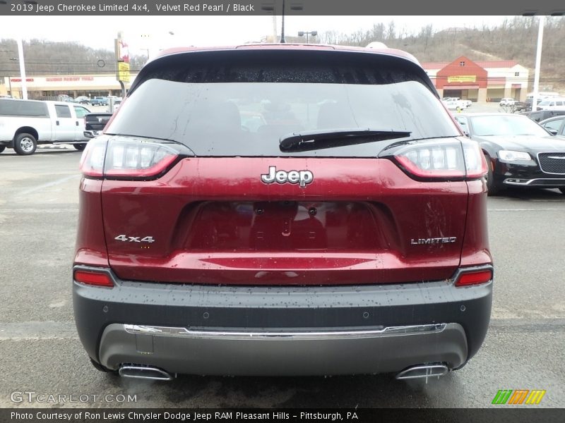 Velvet Red Pearl / Black 2019 Jeep Cherokee Limited 4x4