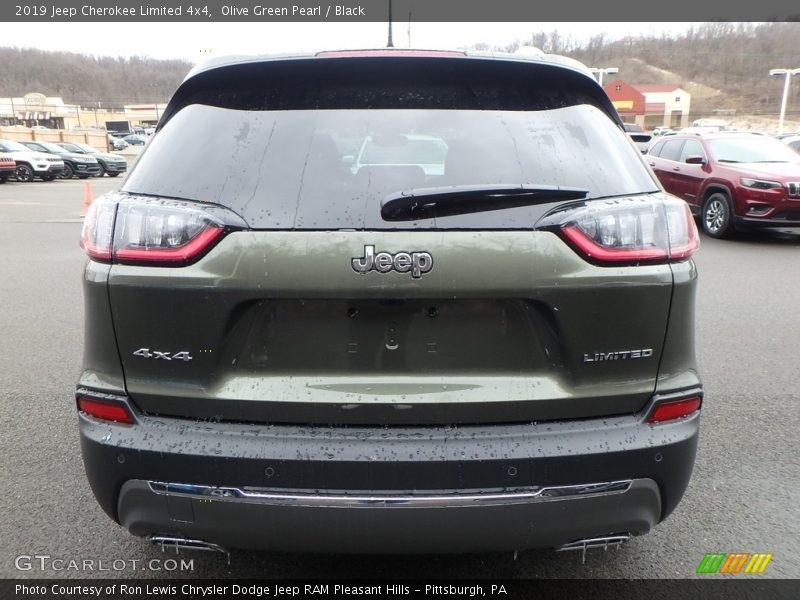 Olive Green Pearl / Black 2019 Jeep Cherokee Limited 4x4