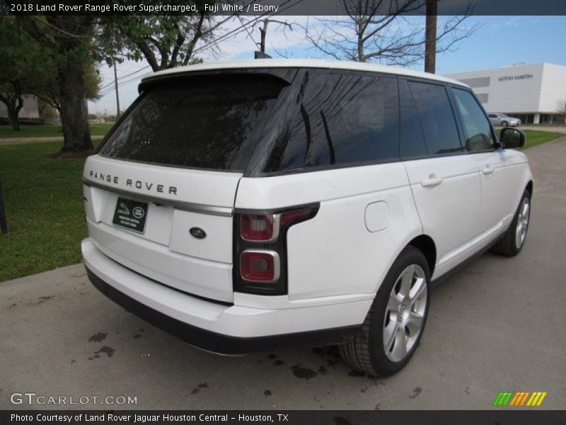 Fuji White / Ebony 2018 Land Rover Range Rover Supercharged