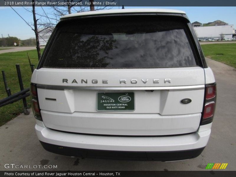 Fuji White / Ebony 2018 Land Rover Range Rover Supercharged